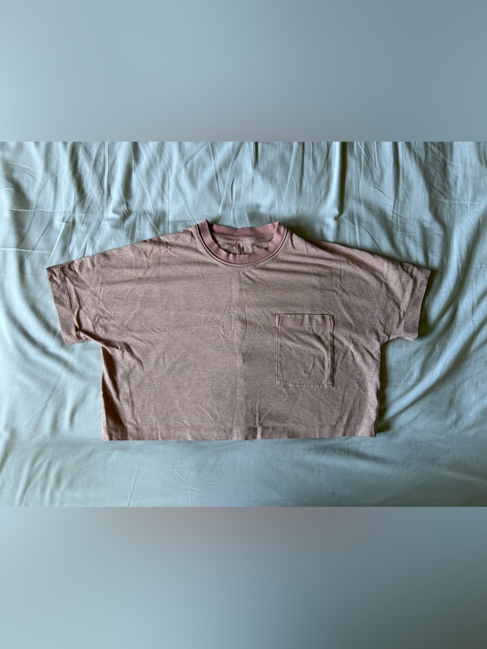 Lululemon cropped t shirt